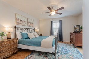 4 bedrooms, iron/ironing board, travel cot, free WiFi