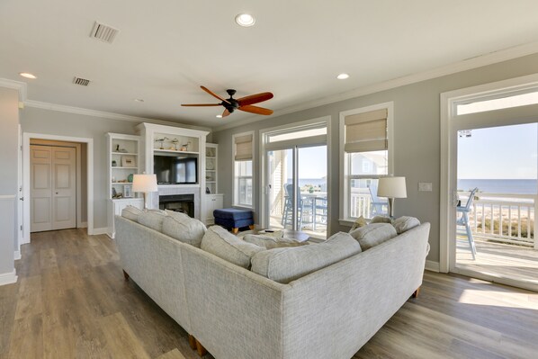 Tv och ett bordtennisbord