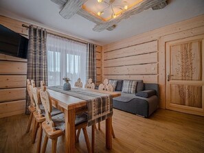 Deluxe Chalet | Dining room - Domek na Gubałówce & Apartamenty - Premium Chalets & Luxury Apartments Gubałówka Zakopane (Zakopane)