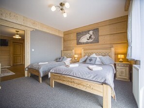 Apartamento luxo | 2 quartos, Wi-Fi de cortesia, roupa de cama
