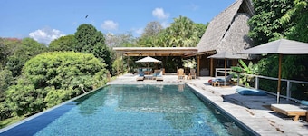 Casa Blanca | Free Breakfast + Housekeeping | Pool