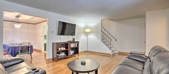 6 Mi to Dtwn: Pittsburgh Townhome w/ Porch