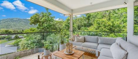 Fernseher, Netflix, Streaming-Dienste