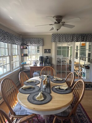 تناول الطعام