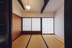 Private Vacation Home, Non Smoking | Down duvets, in-room safe, desk, free WiFi - Nozomu House Kyoto (Kyoto)