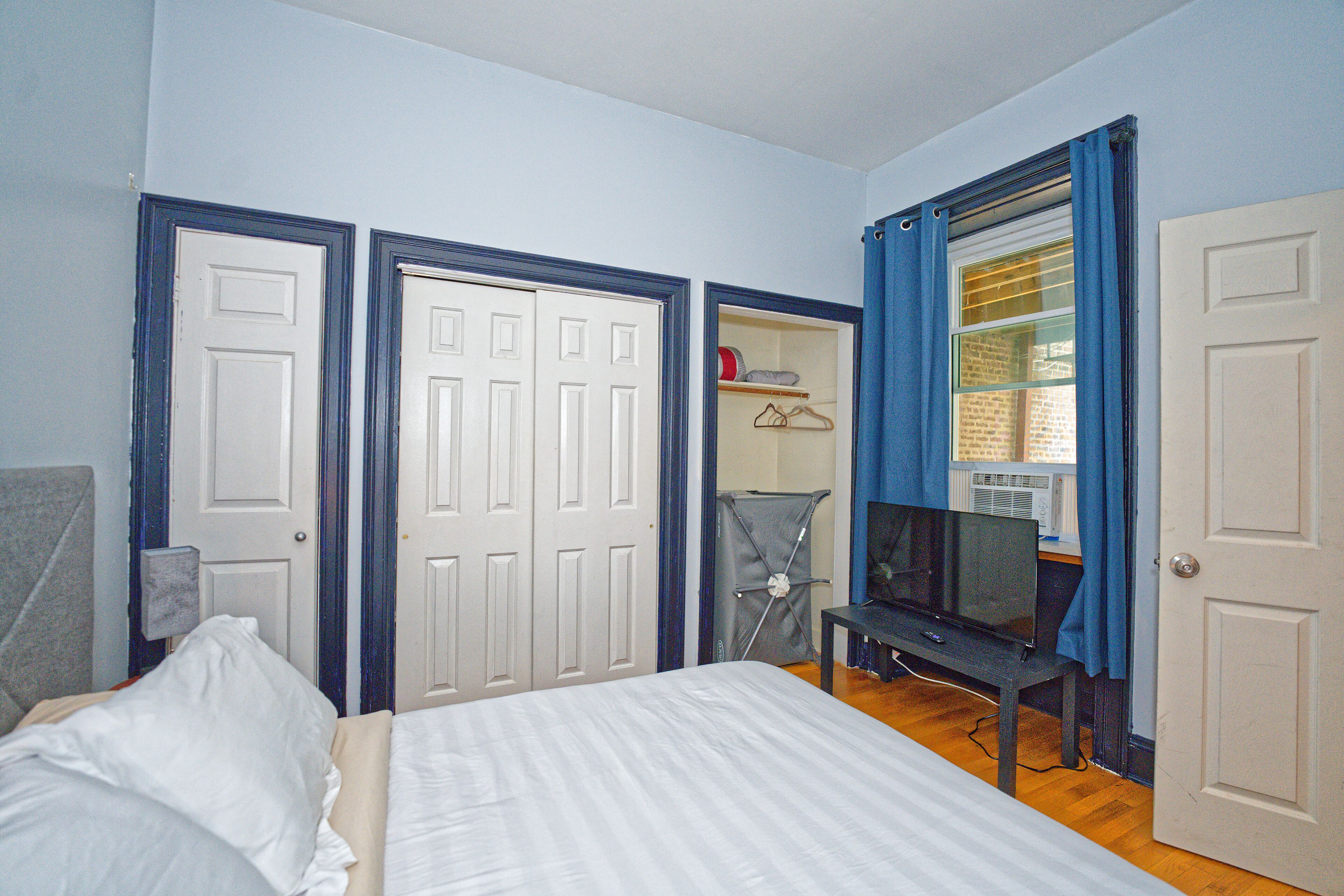 2 Schlafzimmer, Schreibtisch, Bügeleisen/Bügelbrett, kostenloses WLAN