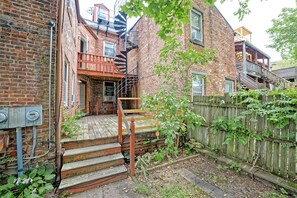 Exterior - ✨Historic Full Amenities 2BR Apt @ Downtown Albany (Albany)