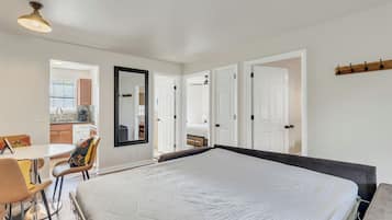 2 quartos, ferros/tábuas de passar roupa, Wi-Fi, roupa de cama