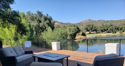 Stylish Lakefront -Backyard Fishing -near Julian