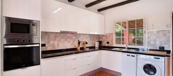 Villa "La Alpispa" in the countryside with Pool, Wi-Fi, Terrace & Garden