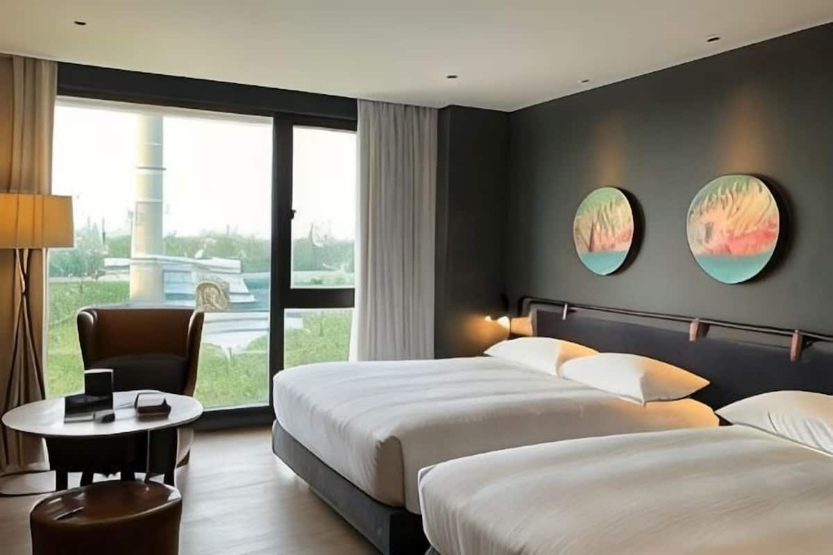Rideaux occultants, chambres insonorisées, Wi-Fi gratuit, draps fournis