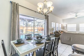Dining - Corner Unit | Private Pool | Sleeps 9 & Pets OK (Kissimmee)