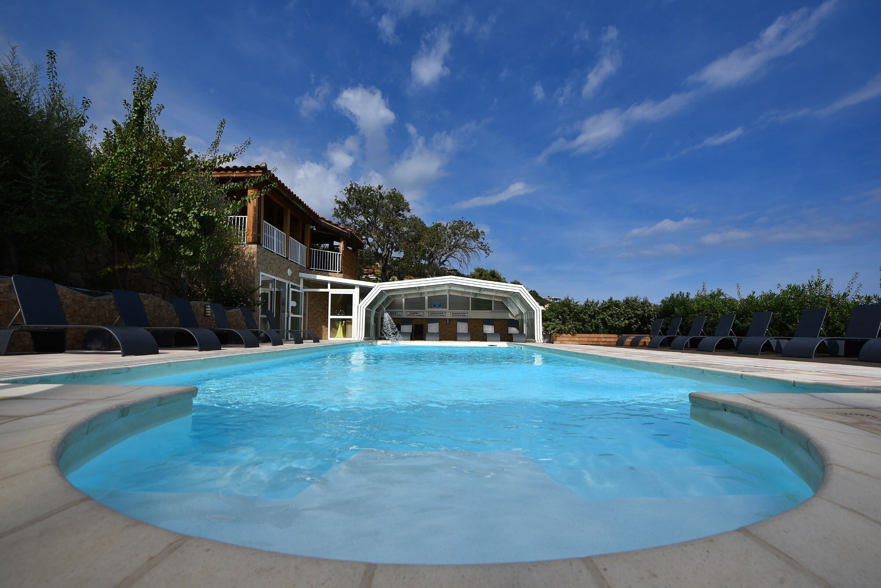 Piscina