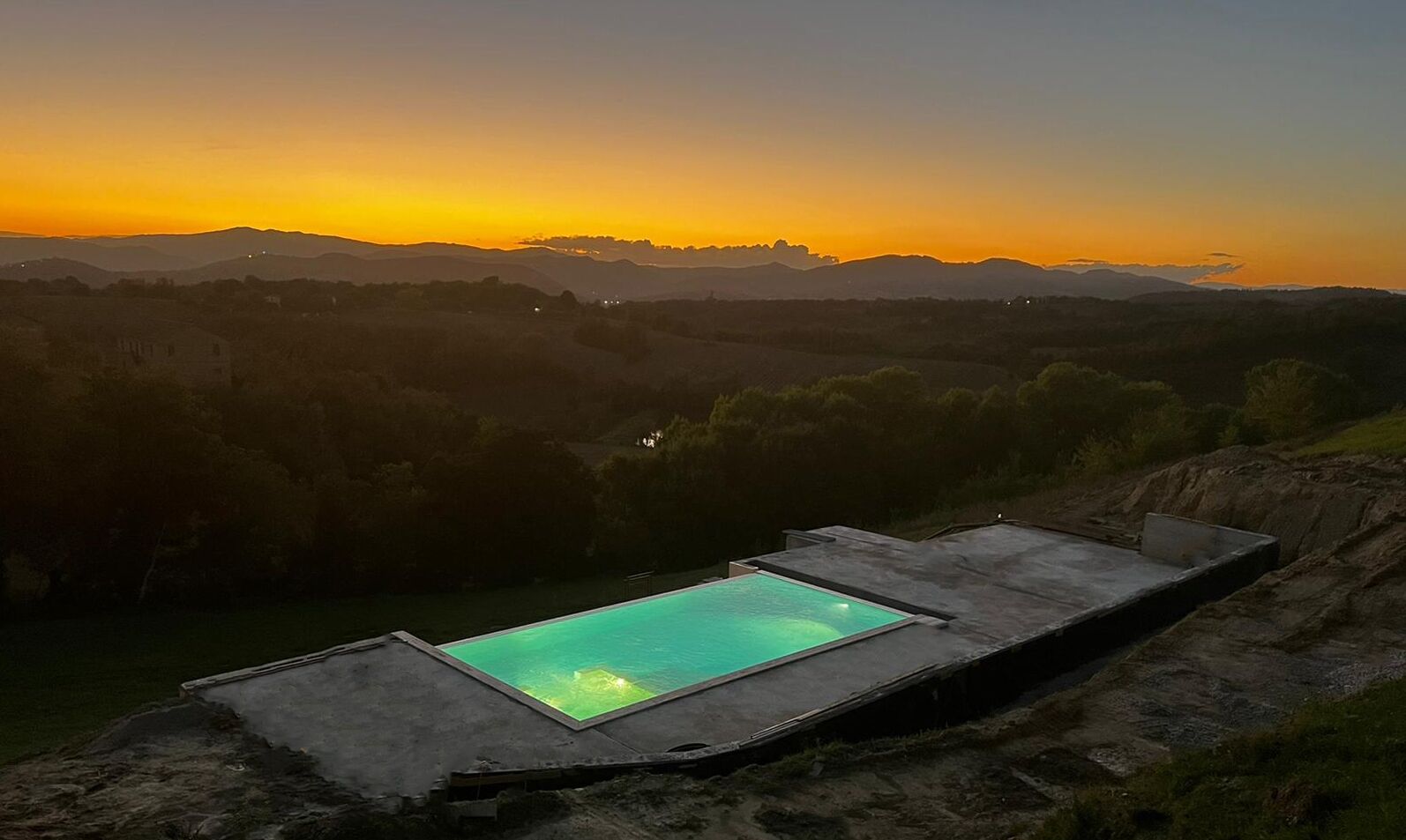 Eigener Pool