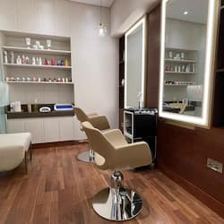 Hair salon