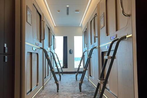 Basic Single Room, 1 King Bed | Blackout drapes, soundproofing, iron/ironing board, free WiFi