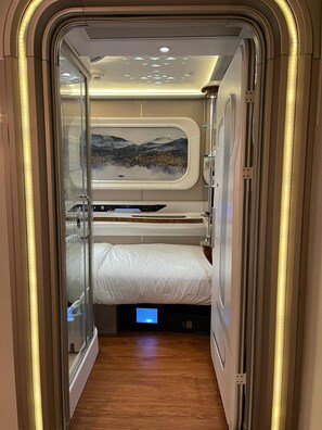 Basic Single Room, 1 King Bed | Blackout drapes, soundproofing, iron/ironing board, free WiFi - Bahrain Airport Hotel Airside Hotel for Transiting and Departing Passengers only (Muharraq)