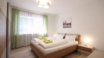 2 bedrooms, WiFi, bed sheets