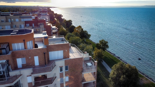 Galerius Golden Beach Apartment