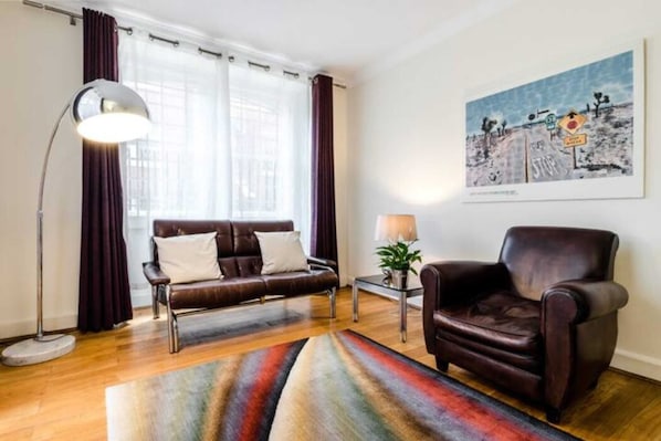 Apartment (2 Bedrooms)