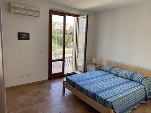 2 Schlafzimmer, Zimmersafe, Bügeleisen/Bügelbrett, kostenloses WLAN