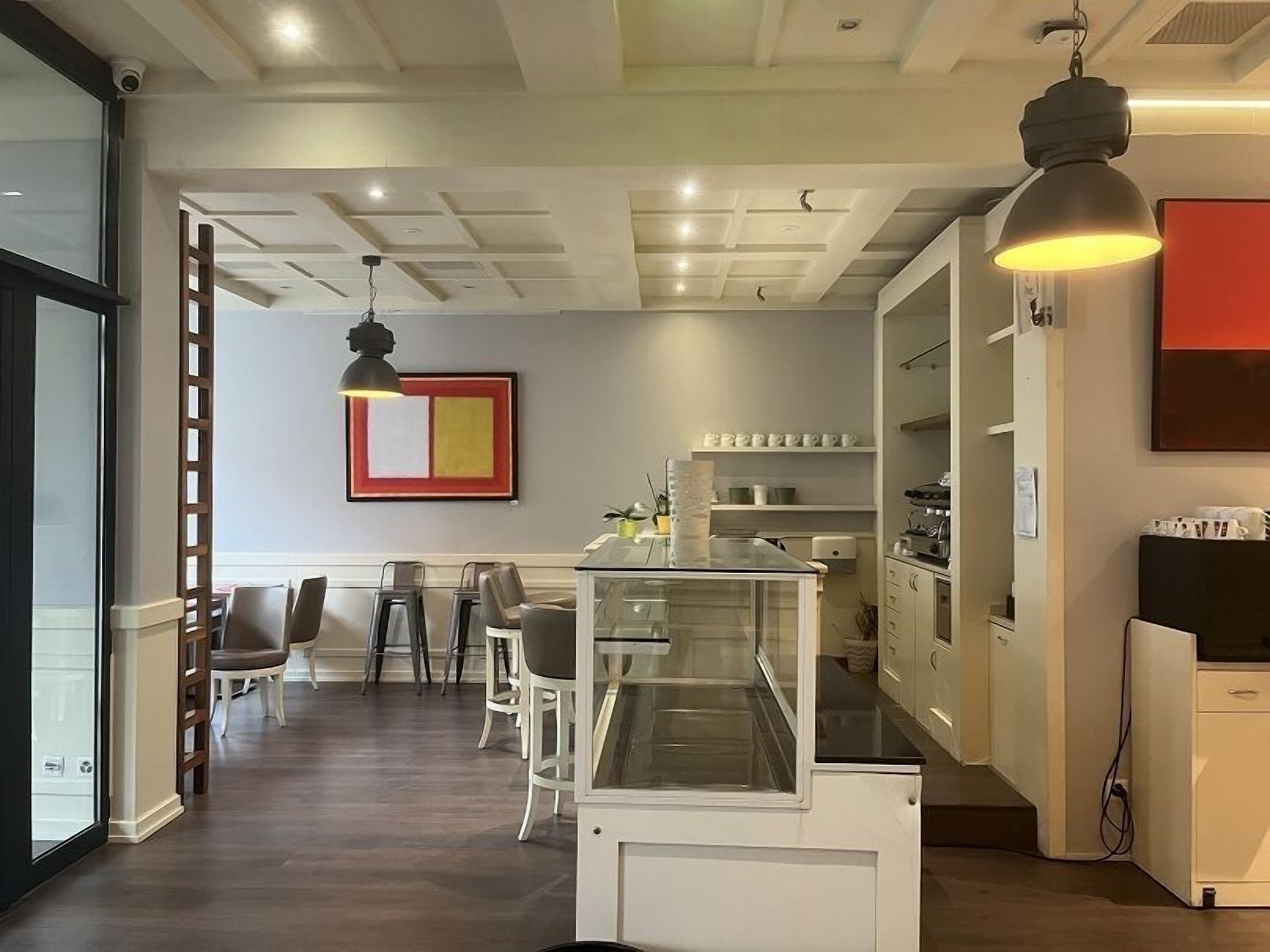 daily buffet breakfast (chf 19 per person)