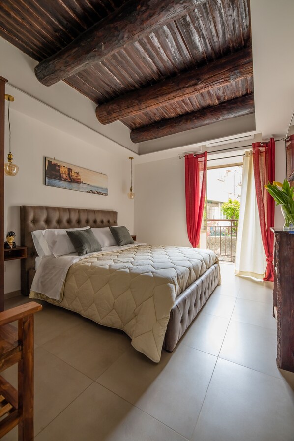 2 Schlafzimmer, Zimmersafe, Bügeleisen/Bügelbrett, Reisekinderbett