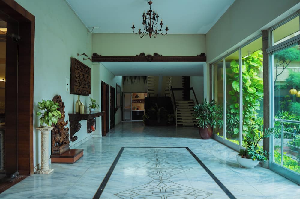 Hotel Yatrik