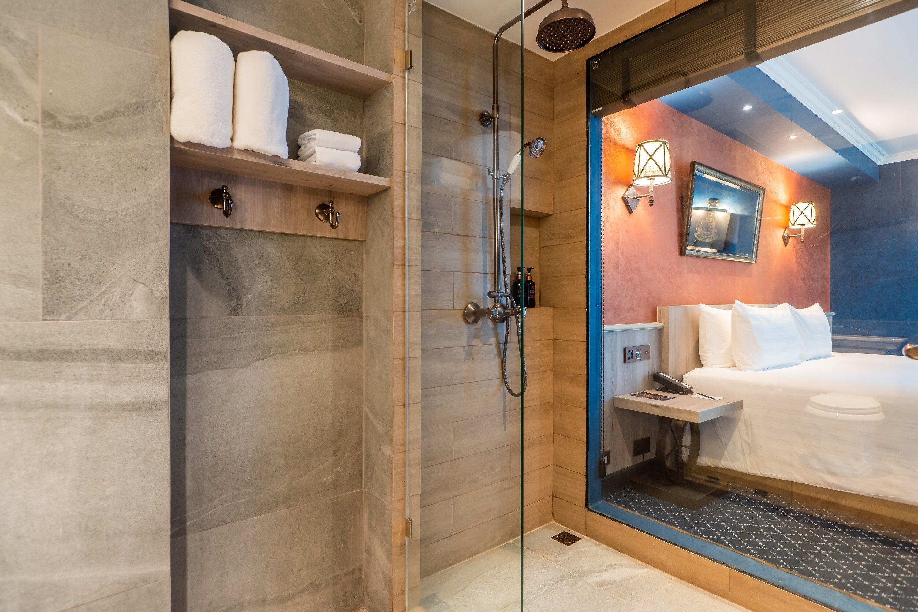 Foto - The Coach Hotel Sukhumvit - Asok BTS Bangkok