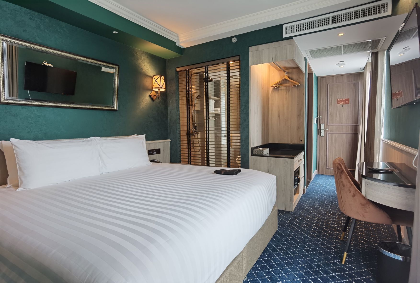 In-room safe, desk, laptop workspace, blackout drapes