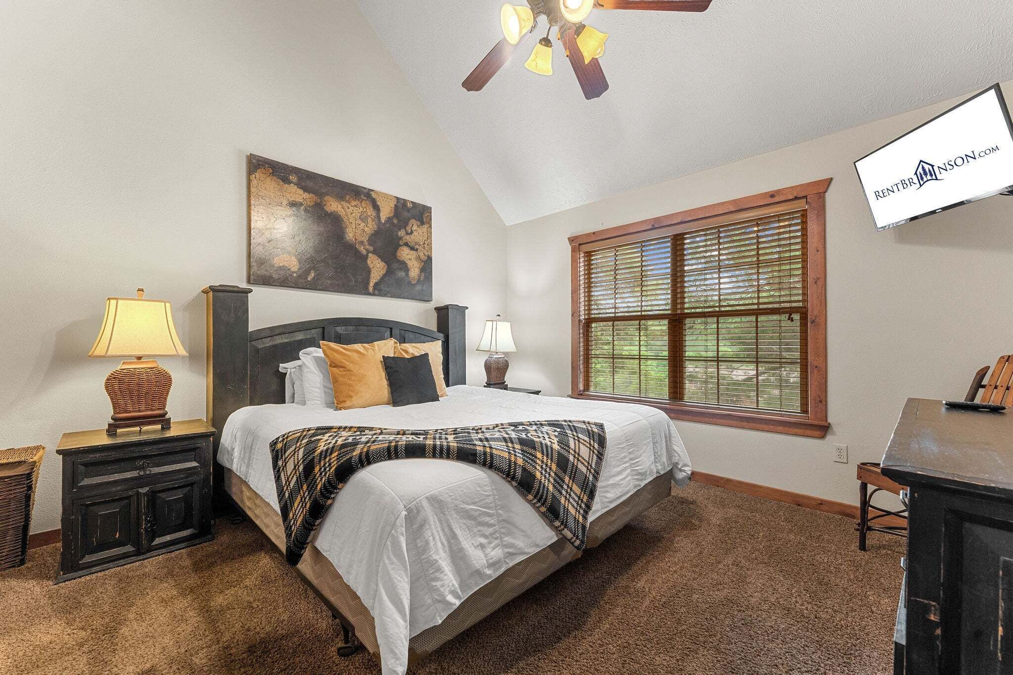 2 bedrooms, iron/ironing board, travel crib, free WiFi