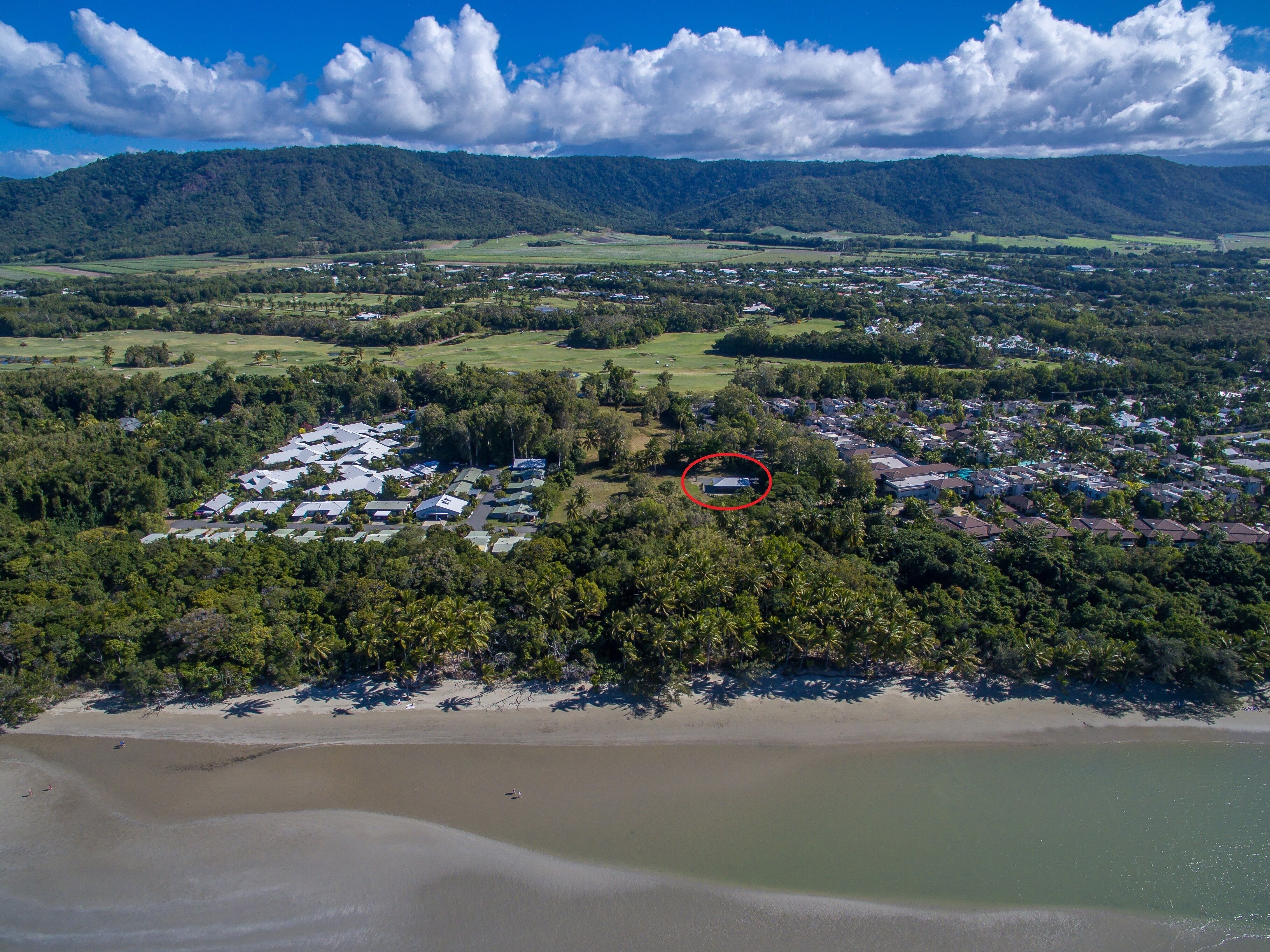 "Mango Beach" Port Douglas Private Seaside Villa