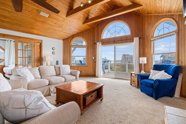 TV, fireplace, DVD player, table football