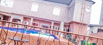 Elite Poolbar & Lodge