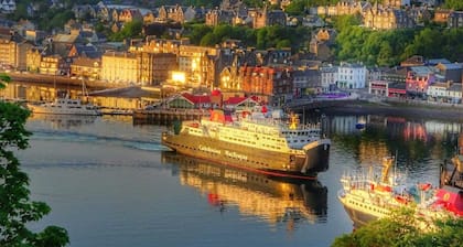 *STUNNING & SPACIOUS* 3 Bed House, 5min from Oban