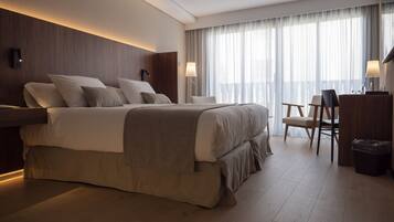 Comfort Double Room | Down comforters, minibar, in-room safe, desk