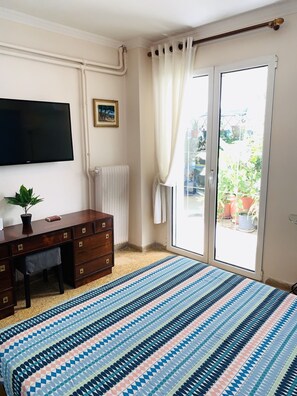 2 Schlafzimmer, Bügeleisen/Bügelbrett, WLAN, Bettwäsche