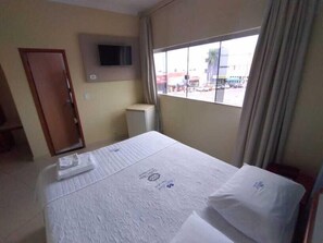 Standard Double Room | Free WiFi, bed sheets