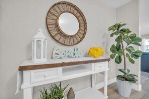 Interior - Sun, Fun, and Poolside Bliss: Naples Vacation Home (Naples)
