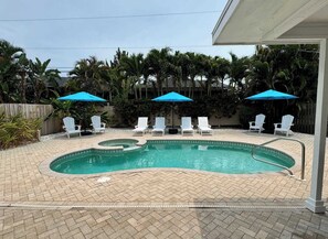 Pool - Sun, Fun, and Poolside Bliss: Naples Vacation Home (Naples)