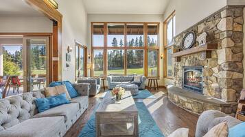 Smart TV, fireplace, DVD player, foosball