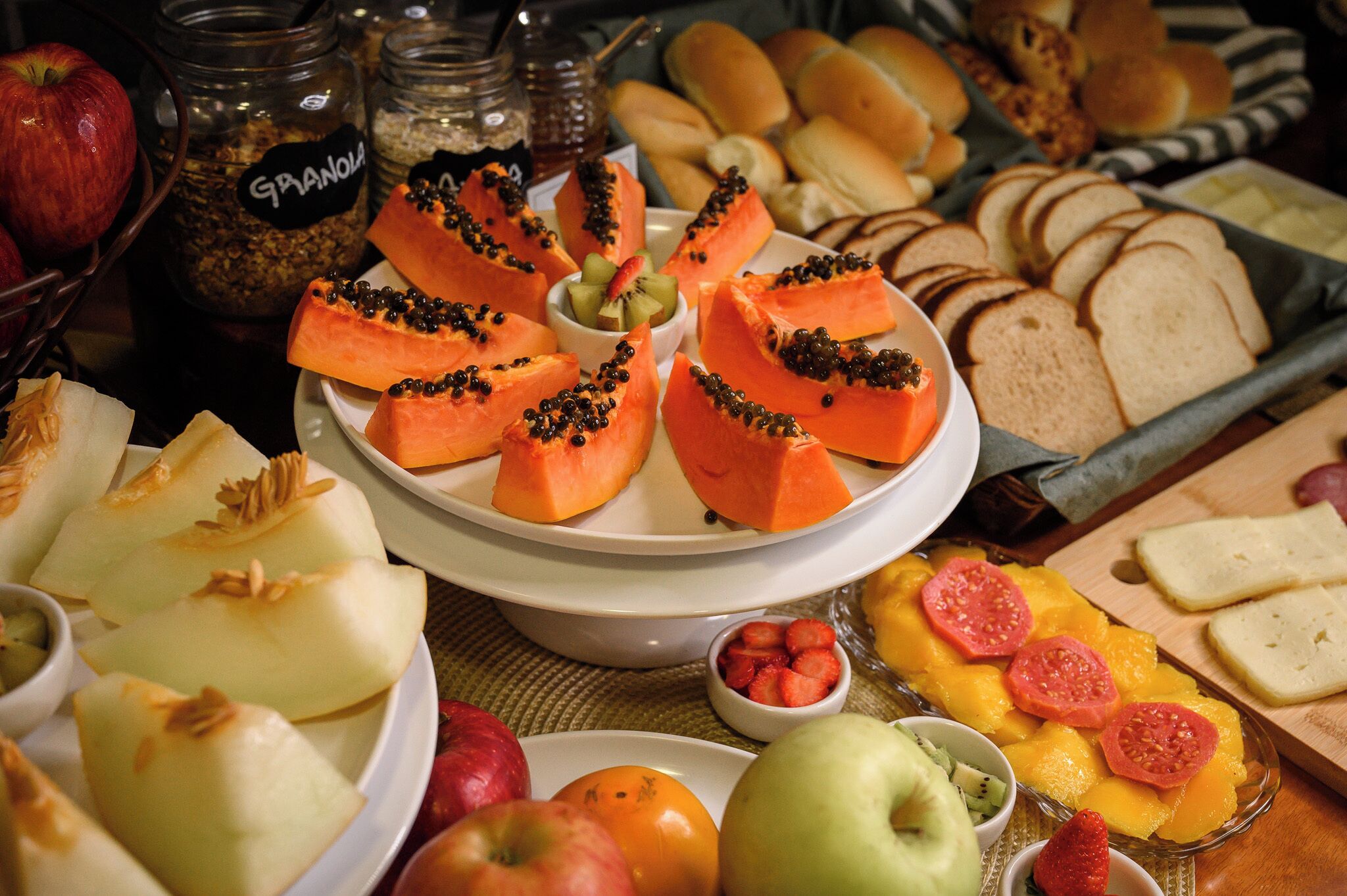 free daily cooked-to-order breakfast