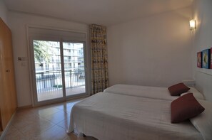 2 camere, ferro/asse da stiro