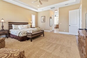 4 bedrooms, iron/ironing board, WiFi, bed sheets - Cinnamon Toast | A Sweet Slice of Gorgeous Sunsets and Ocean Breezes (Palm Coast)