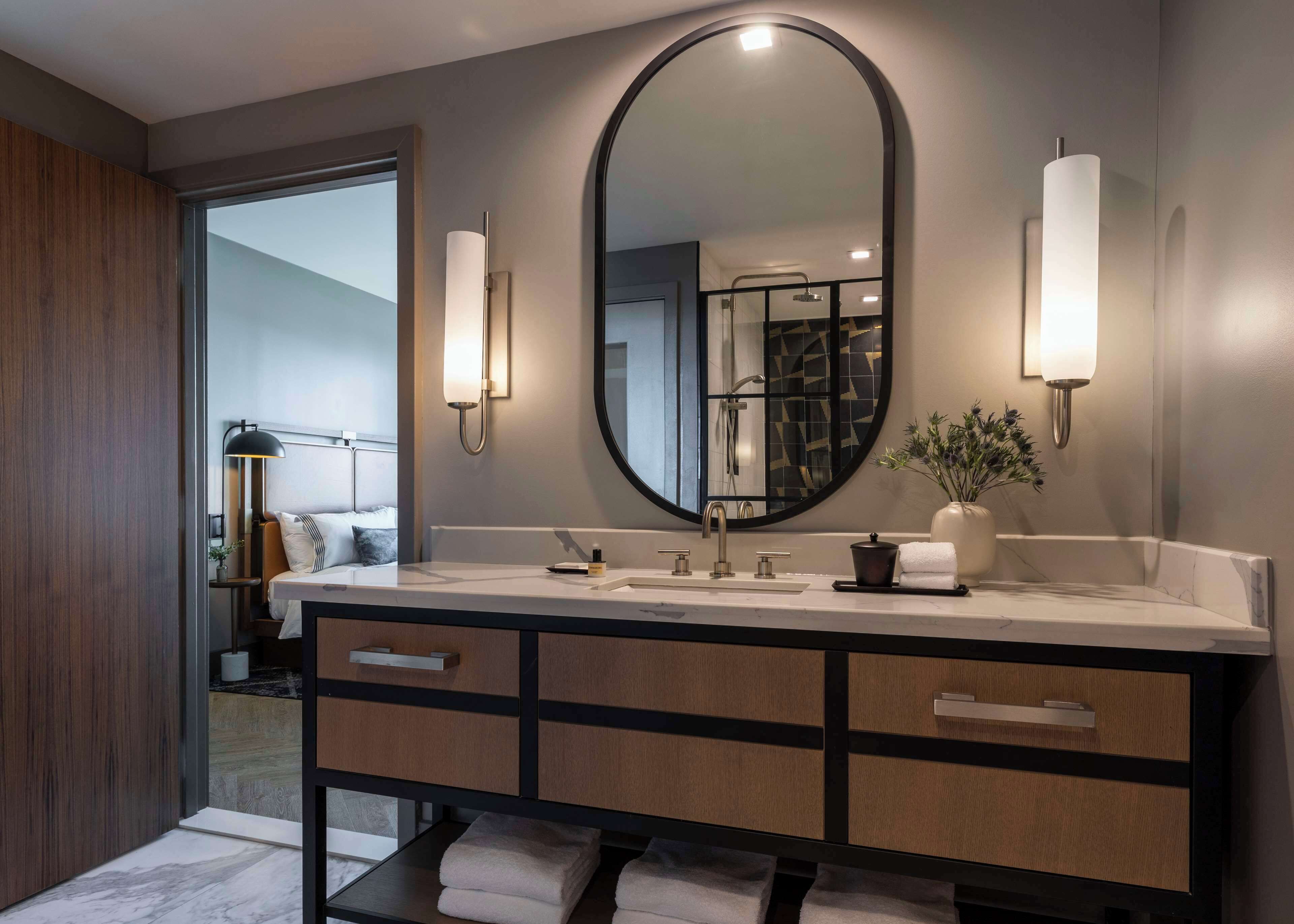 Suite, 1 King Bed | Bathroom