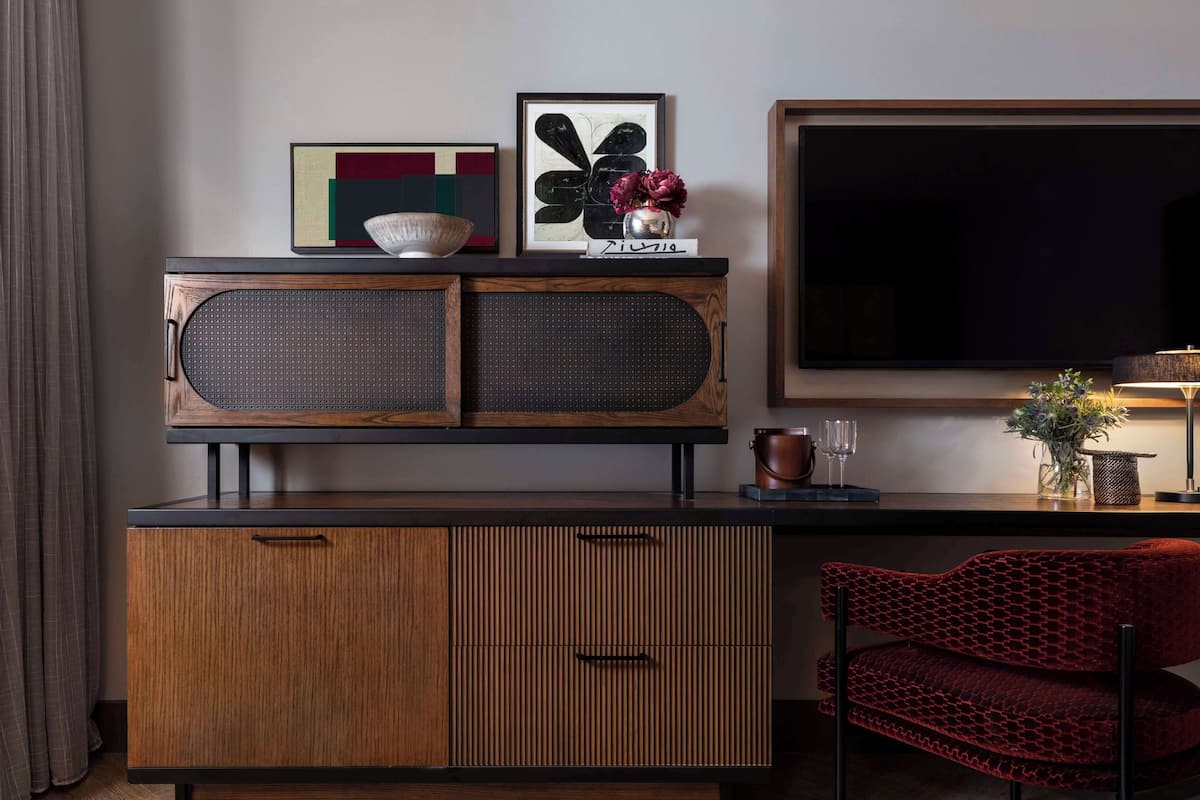 Ropa de cama hipoalergénica y minibar