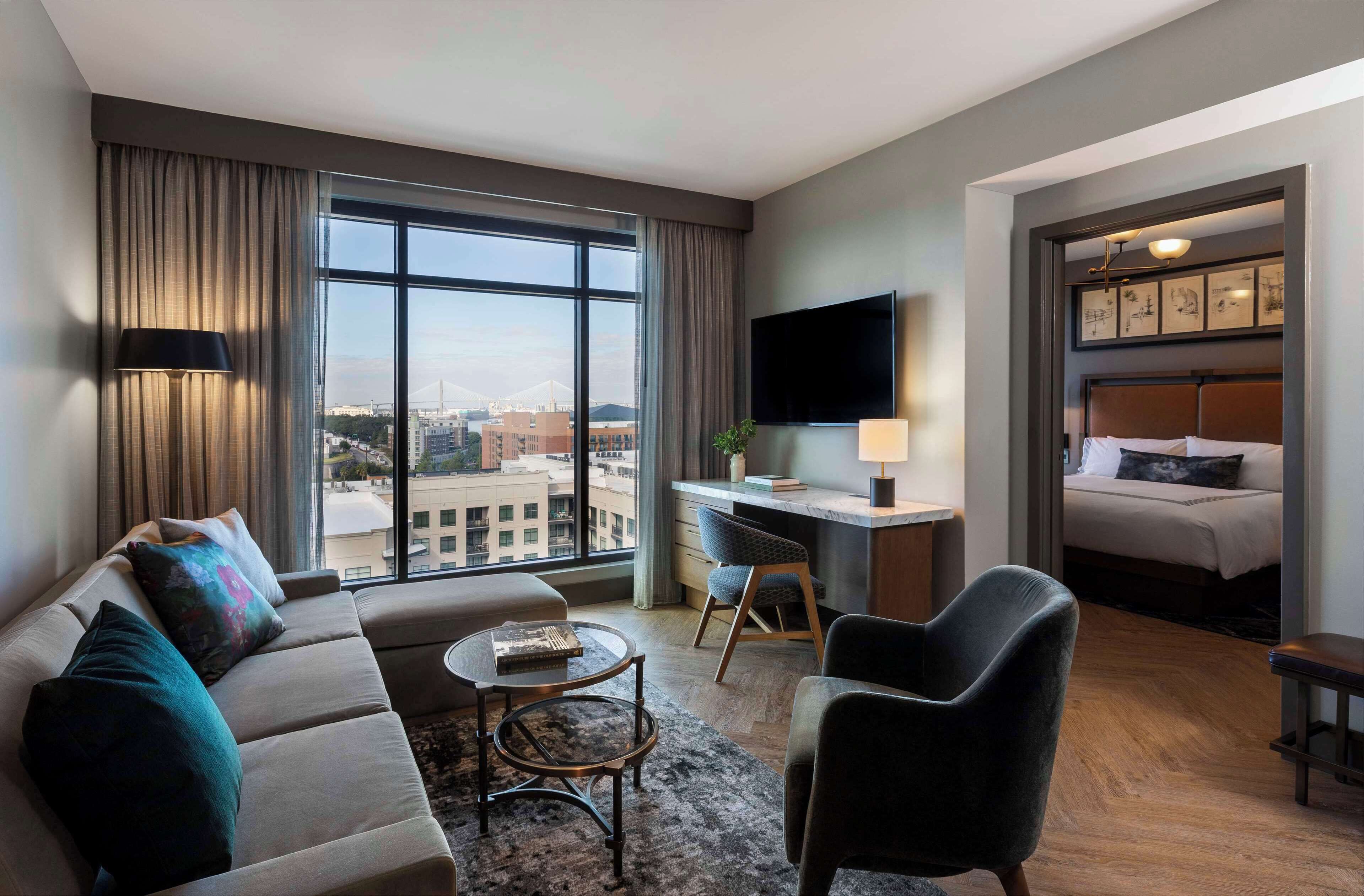 Ropa de cama hipoalergénica y minibar 