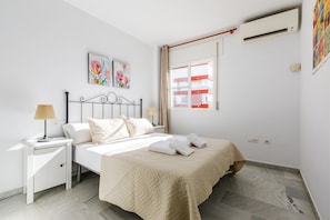3 bedrooms, iron/ironing board, travel cot, free WiFi