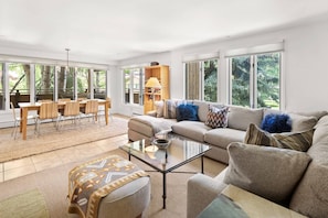 Condo (Little Nell Condo #10) | Living room | TV, fireplace