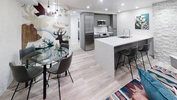 Condo (Little Nell Condo #3) | Private kitchen | Full-sized fridge, microwave, oven, cookware/dishes/utensils